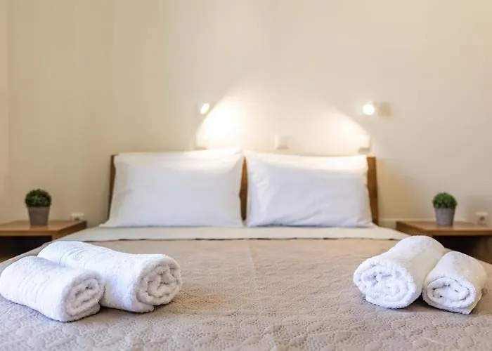 Naxian Place 2 Apartman