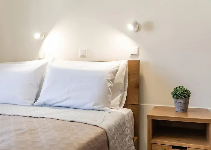 Naxian Place 2 Apartman